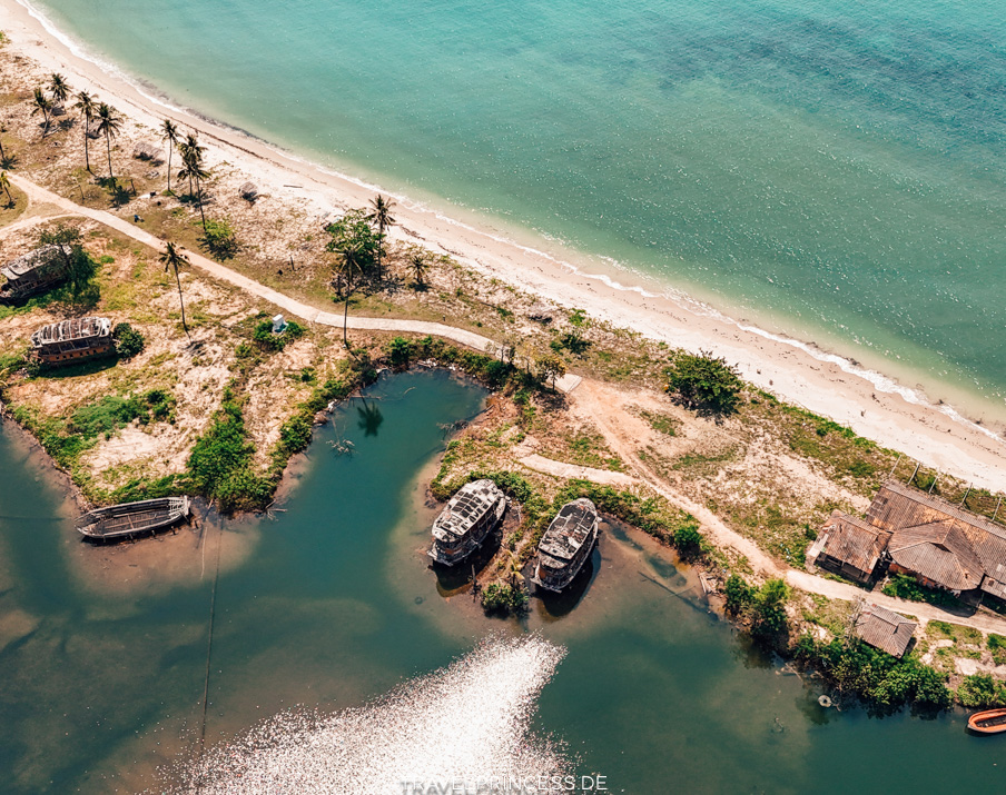 Lost Place Koh Chang Galaxy Boat Chalet Beach Travelprincess Reiseblog Strand Eintritt Geschichten Thailand