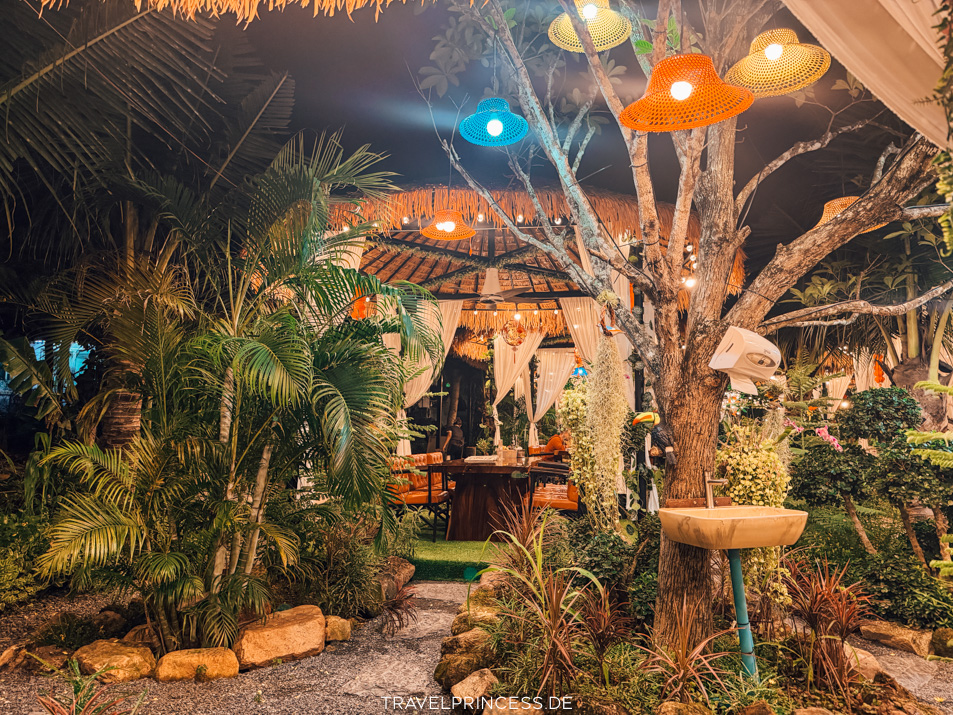 The U-Turn Restaurant