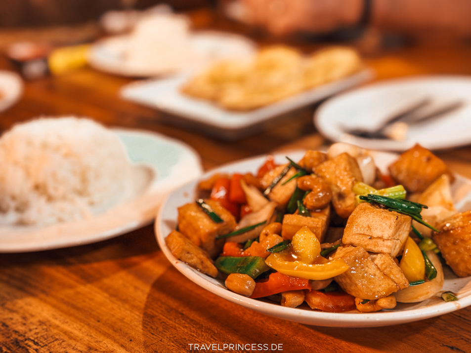 Flora I Talay Resort – Strandrestaurant am Klong Prao Beach