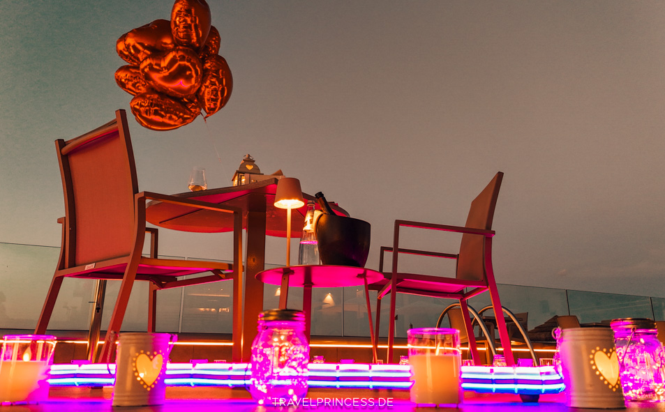 Romantisches Dinner Aperitif You & Me Beach Hotel Rimini Italien Urlaub Terrasse Essen Travelprincess Reisebericht Erfahrungen