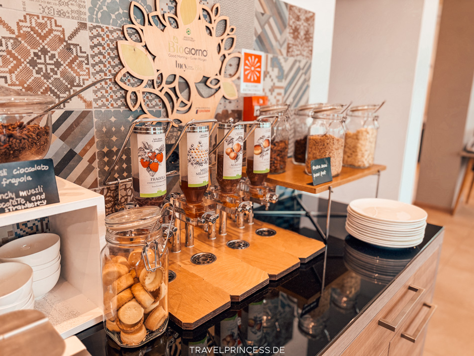 Frühstücksbuffet Hotel Rimini Italien Erfahrungen Reiseblog Travelprincess Reisebericht Reisetipps Emilia-Romagna