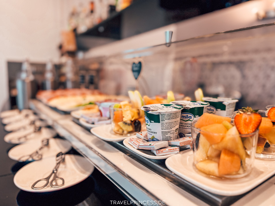 Frühstücksbuffet Hotel Rimini Italien Erfahrungen Reiseblog Travelprincess Reisebericht Reisetipps Emilia-Romagna