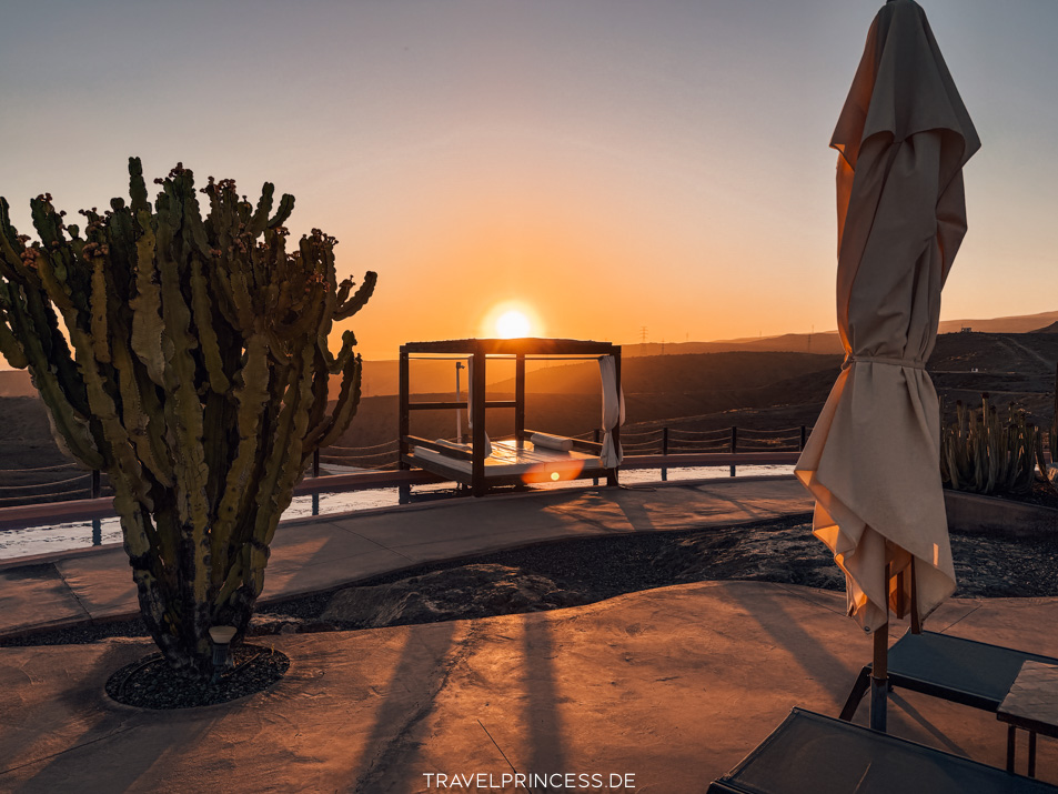 Gran Canaria Wellness, Spa & Erholung, Wellnesshotels, Tipps, Achtsamkeit Retreats Kakaozeremonie, Gloria Palace San Agustín Thalasso & Hotel und Gorbea Rooftop Restaurant, Seaside Palm Beach Maspalomas, Hotel Cordial Mogán Playa, Global Wellness Day, Salobre Hotel Resort & Serenity Hotelvlogs Erfahrungen Reisebericht Reisetipps Kanaren Travelprincess Reiseblog Perchel Beachclub, Finca Las Orillas