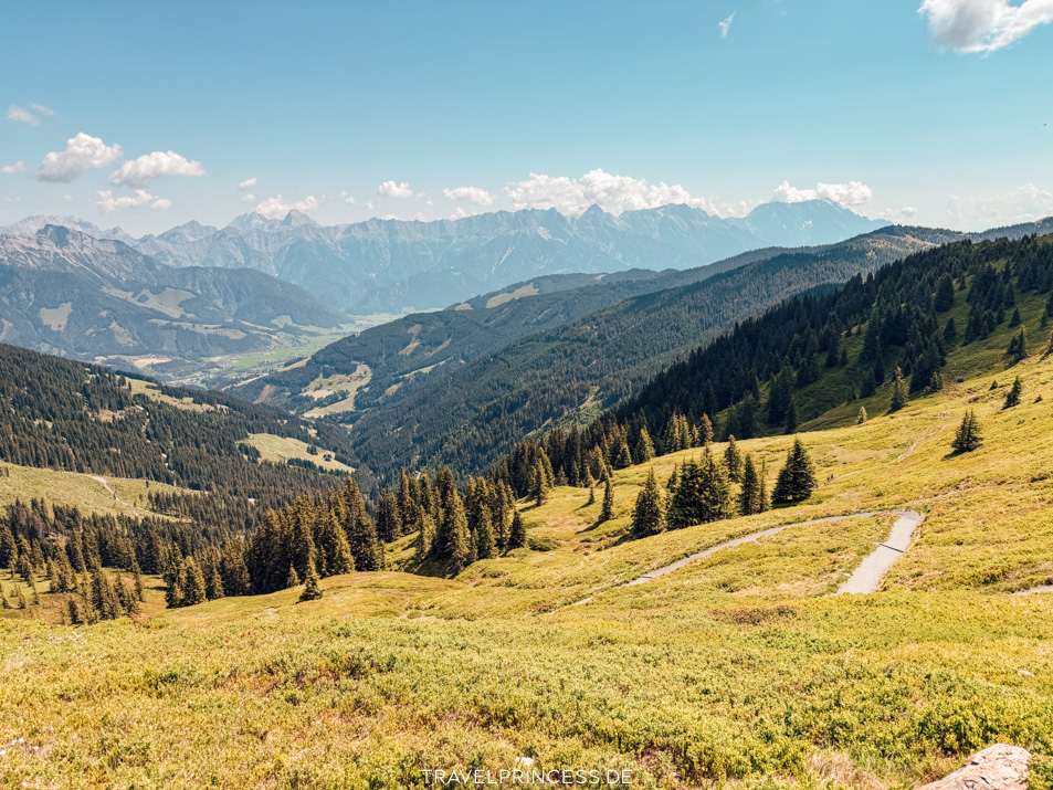 Puradies Leogang Österreich Asitz Erfahrungen Bewertungen Rezensionen Reisebericht Reisetipps Reiseblog Travelprincess