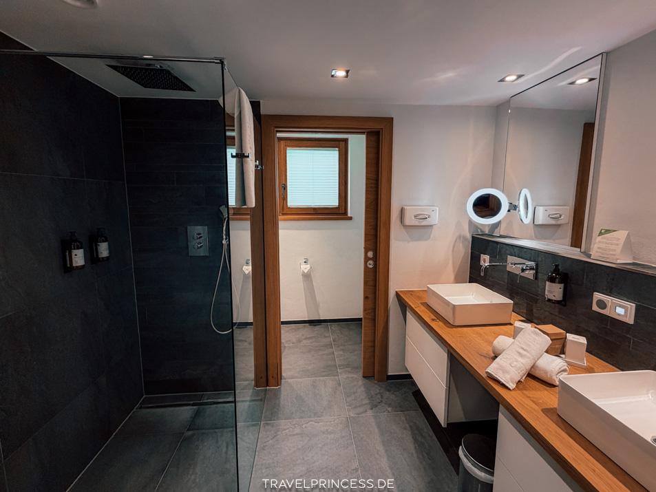 Puradies Leogang Natur Loft Ausblick Balkon Zimmer Erfahrungen Reisetipps Reiseblog Travelprincess Österreich