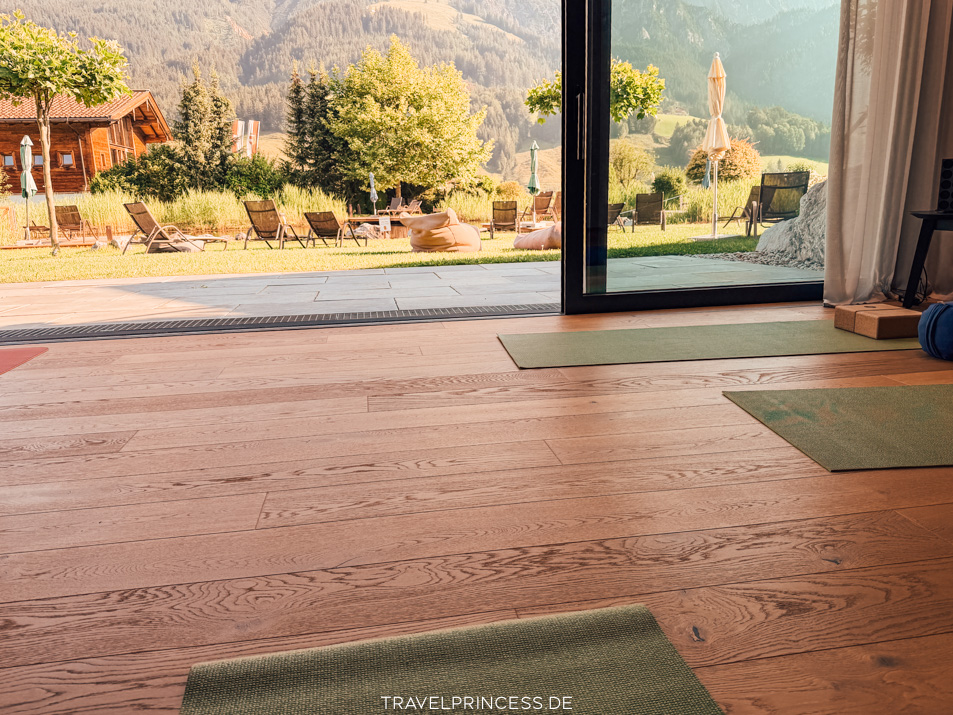 Sabine Flügelfrei Yoga Österreich Wellness