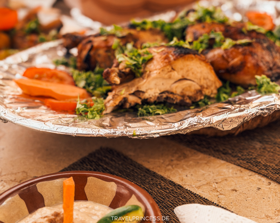 Luxor Restaurant El Waha Mittagessen Tour Sehenswürdigkeiten Ägypten Reiseblog Travelprincess Touranbieter Dertour Tipps