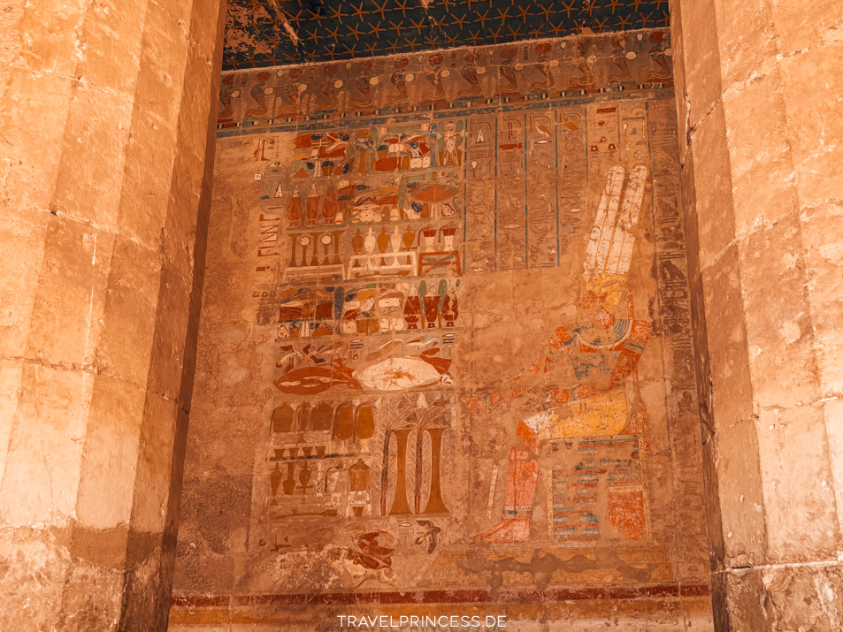 Totentempel der Königin Hatschepsut bei Deir el-Bahari Ägypten Sehenswürdigkeiten Tagestrip Ausflug Reiseblog Reisebericht Travelprincess Highlights Tipps