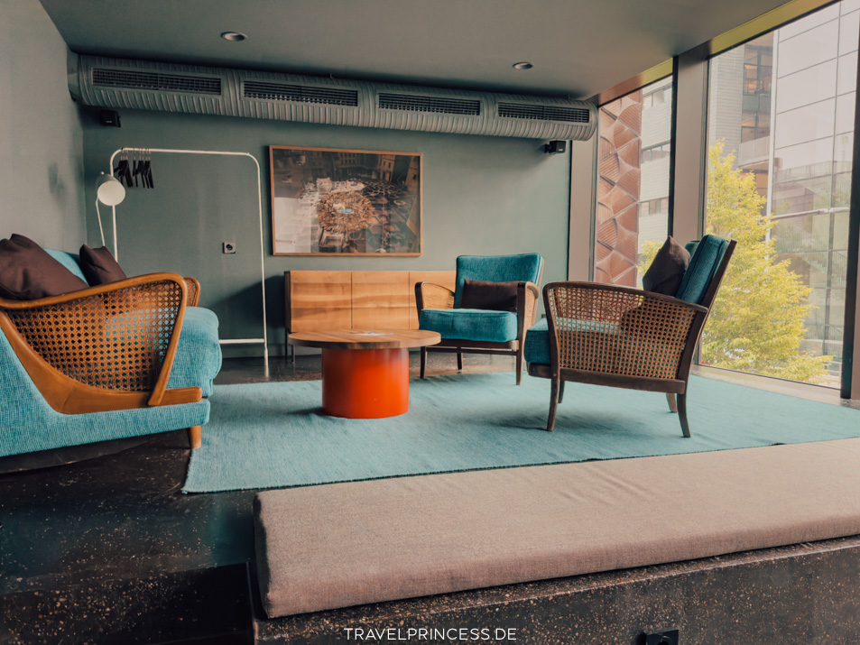 Lyf East Frankfurt Hotel Ostend Main Erfahrungen veganes Hotel Leuchtendroter Städtetrip Deutschland Reiseblog Travelprincess