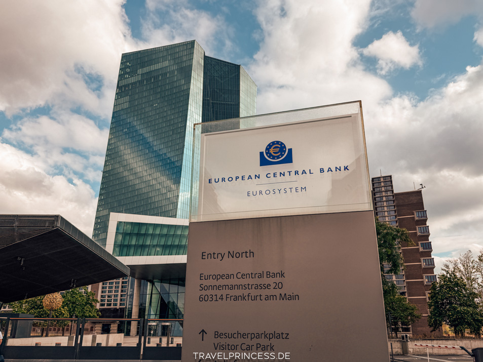 Europäische Zentralbank EZB Besucherzentrum Führungen Öffnungszeiten Baustelle Reiseblog Travelprincess
