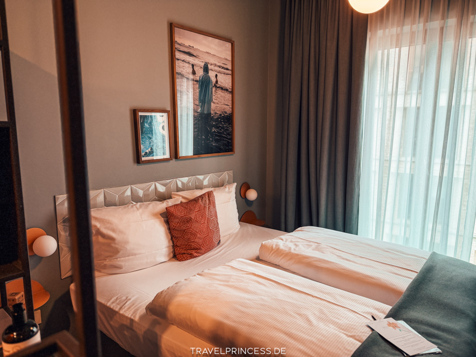 Lyf East Frankfurt Hotel Ostend Main Erfahrungen veganes Hotel Leuchtendroter Städtetrip Deutschland Reiseblog Travelprincess