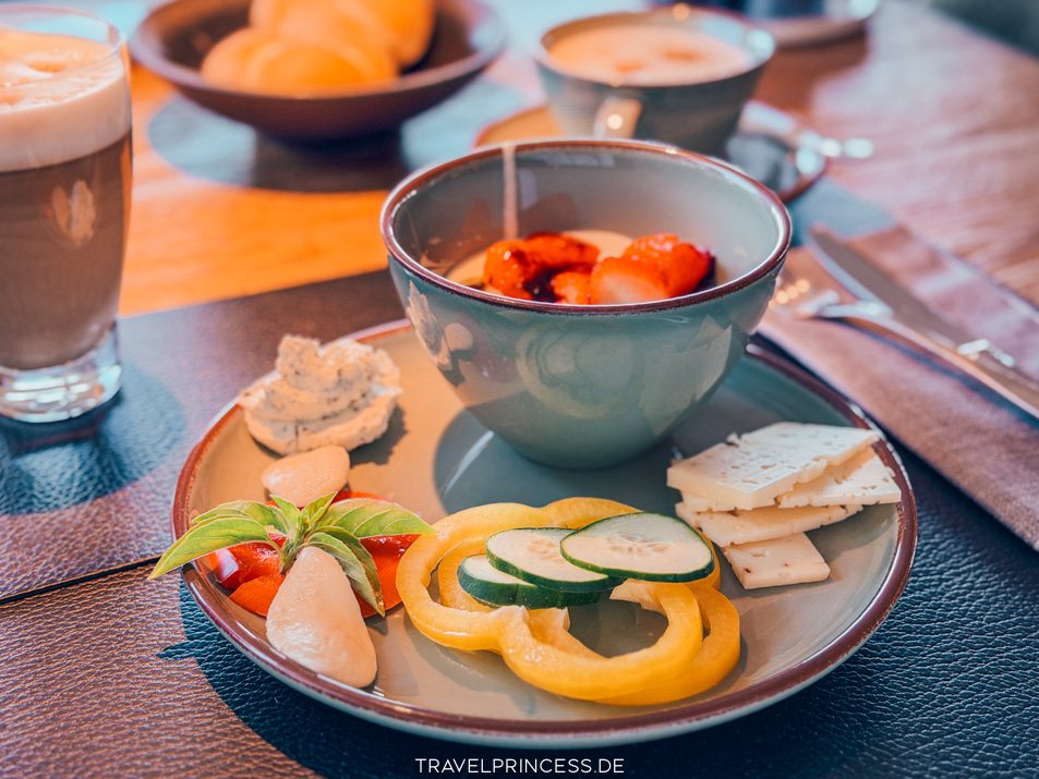 Frühstück Suiten Sauna Wellness My Daum Südtirol Aparthotel Erfahrungen Reisebericht Bewertungen Reiseblog Italien Travelprincess Wanderungen Reiseführer