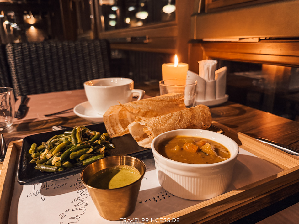 Restaurant VODA Ayurveda Essen Programm Tschechien Reisetipps Prag Reiseblog Travelprincess